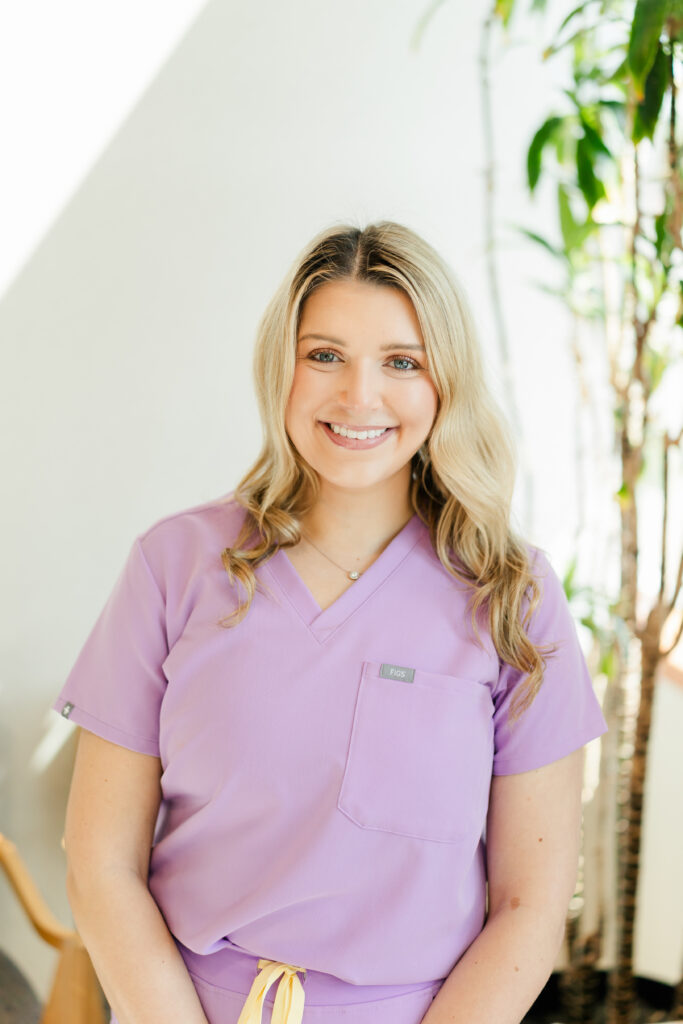 DR. ALEXANDRIA THOMAS Pediatric Dentist
